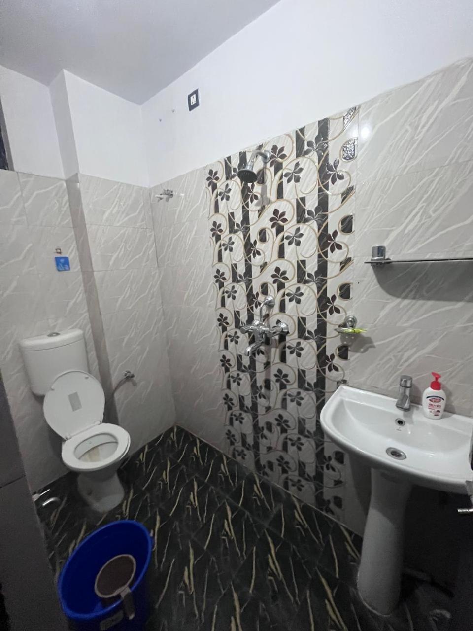 Kashi Anadam Bnb Benares Buitenkant foto
